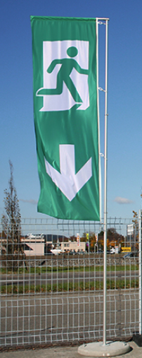 Teleskopmast mit Notausgang-Fahne